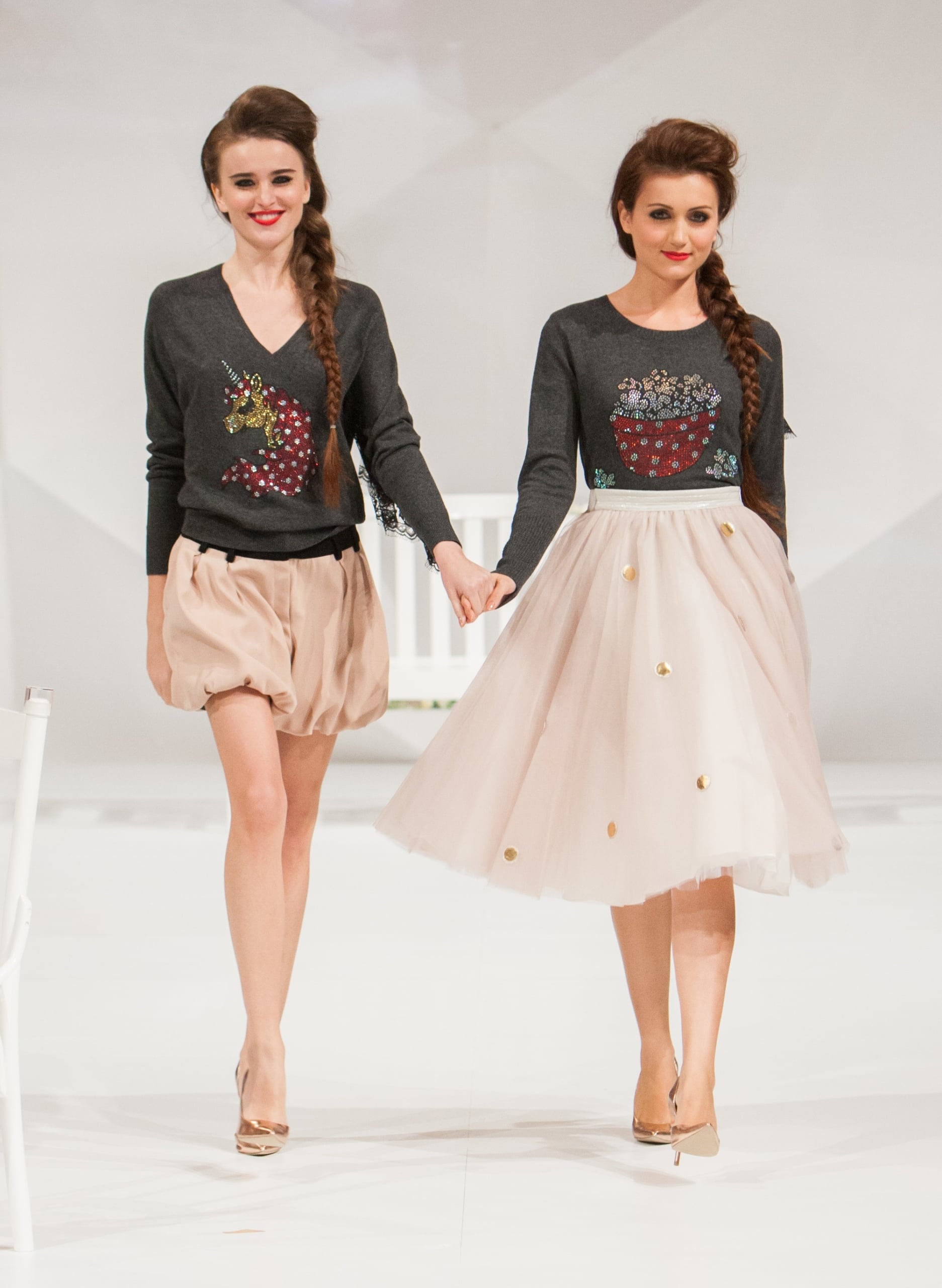 Fashion has the power to tell a story, evoke emotions, and capture memories that last a lifetime. Raffya embraces this philosophy by creating collections inspired by travel, nature, and the beauty of meaningful experiences. With a distinctive blend of bohemian elegance, feminine details, and effortless sophistication, Raffya offers clothing designed for women who want to express their individuality while embracing comfort and timeless style.