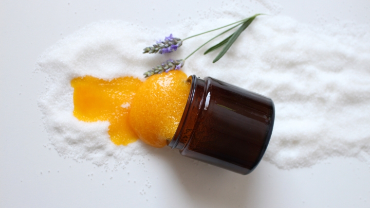 The intersection of luxury and efficacy has transformed modern beauty routines into carefully curated rituals of self-care. Luxury beauty products are no longer purely indulgent purchases, they represent meaningful investments in comprehensive skin health and lasting beauty. Today's most discerning consumers seek luxury beauty products that combine scientific validation with sensorial pleasure, delivering both visible results and the confidence that comes from using genuinely exceptional formulations. This shift reflects a broader understanding that quality beauty products contribute meaningfully to overall wellbeing and self-esteem, making skincare and cosmetics essential components of personal wellness. BeautyStat
