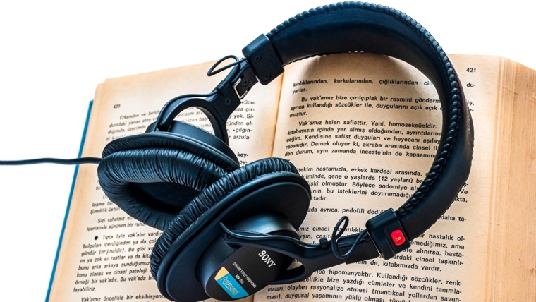 Modern audio entertainment transforms literary consumption, premium audiobook services deliver immersive listening experiences integrating entertainment into daily routines. Quality listening experiences combine professional narration with engaging storytelling creating memorable entertainment supporting diverse audience preferences. These sophisticated audio platforms merge accessibility with artistic excellence ensuring premium listening satisfaction. Understanding audiobook consumption enables confident selection of platforms supporting preferred listening styles and entertainment goals. Premium audio entertainment ensures quality experiences supporting satisfied engagement across varied listening contexts and preferences.