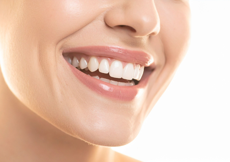 Whitening your teeth represents just the beginning of smile maintenance; the real challenge lies in preserving results over time. Teeth naturally darken as we age through enamel thinning and internal dentin darkening and external staining accumulates through daily consumption of pigmented foods and beverages. A single whitening treatment, whether professional or at-home, provides a baseline brightness that gradually fades without ongoing maintenance. Understanding the factors that cause discoloration and implementing strategic preservation techniques transforms whitening from a one-time intervention into a sustainable practice. Rather than pursuing expensive repeat professional treatments, deliberate maintenance strategies keep smiles bright indefinitely at reasonable cost. Diamond Smile Teeth maintenance approaches support this long-term brightness sustainability, combining strategic touch-ups with daily habits preserving results.